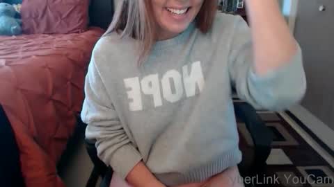 Snapshot of darlingd77 chatting on 20, 4, 2026 DarlingD online show from 20, 4, 2026