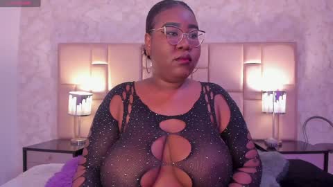  Darnell Queen online show from 27, 1, 2025