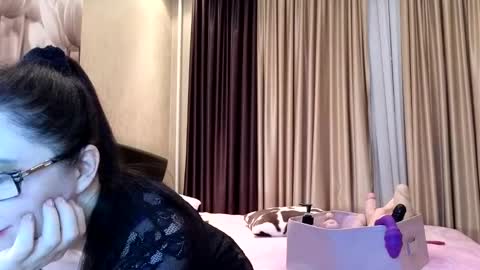 Snapshot of dashahart chatting on 7, 1, 2025 DashaHart online show from 7, 1, 2025