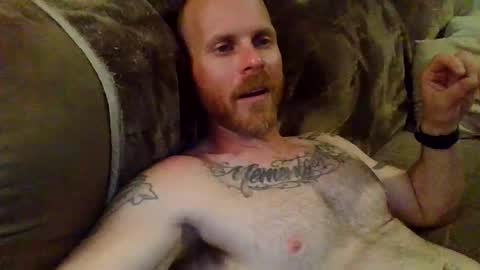 Snapshot of dave8404 chatting on 29, 4, 2026 Dave online show from 29, 4, 2026