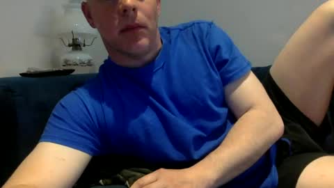 daveb709709709 online show from 19, 6, 2026