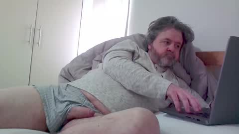 Dave notts online show from 26, 2, 2025