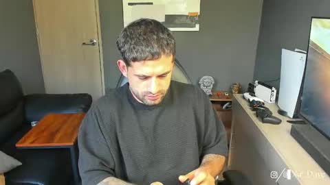 Daves online show from 12, 11, 2025