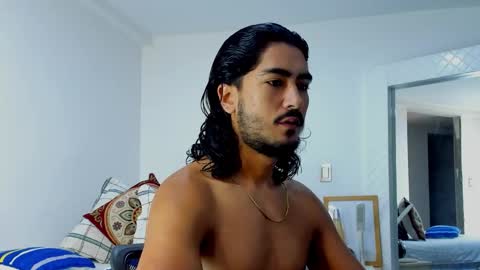 Hey im David that loves to explore and speak their fantasies. Very open talktative and nice. Feel free to chat with me online show from 1, 11, 2025