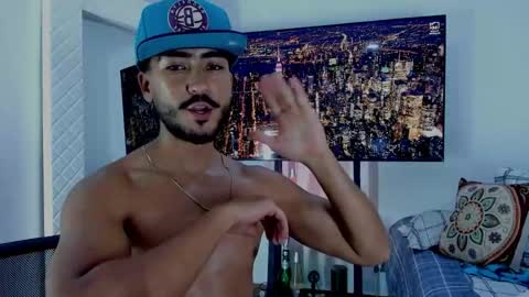 Hey im David that loves to explore and speak their fantasies. Very open talktative and nice. Feel free to chat with me online show from 15, 3, 2026