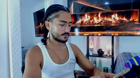 Snapshot of david_johnson372 chatting on 15, 6, 2026 Hey im David that loves to explore and speak their fantasies. Very open talktative and nice. Feel free to chat with me online show from 15, 6, 2026