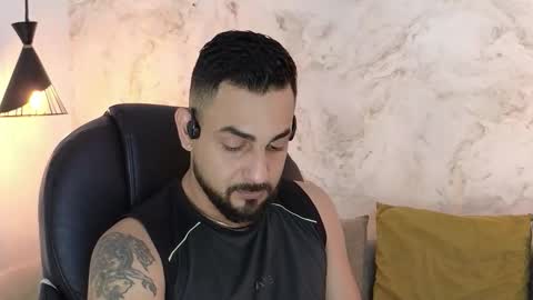Snapshot of david_oliveira chatting on 13, 10, 2025 JF oliveira online show from 13, 10, 2025