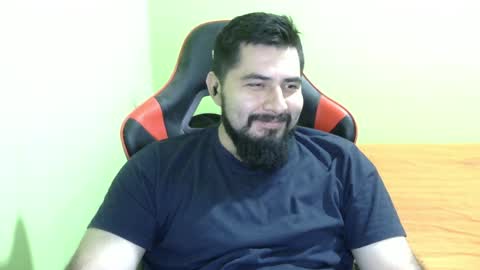 Snapshot of daviddelz chatting on 21, 12, 2024 David online show from 21, 12, 2024