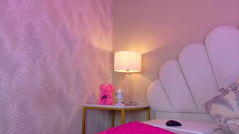 Valentina Gomez online show from 17, 12, 2025