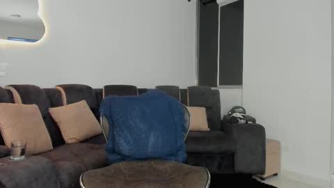 davis  instagram davis alx1 online show from 15, 2, 2025