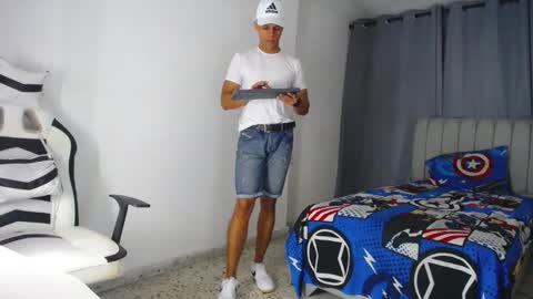 David Angel online show from 3, 2, 2025