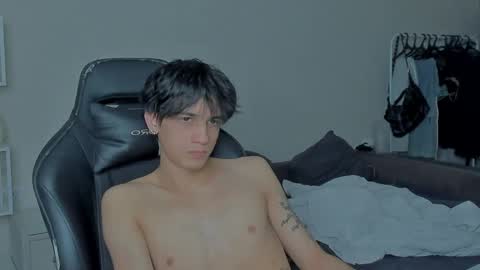 Snapshot of davisross chatting on 28, 12, 2024 davis online show from 28, 12, 2024