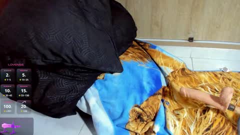 Snapshot of dayhanshelby chatting on 18, 9, 2025 nice too meet you i m alison online show from 18, 9, 2025