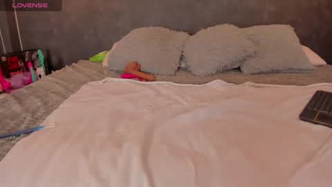 Snapshot of dayra_angels chatting on 10, 7, 2026 DAYRA ANGELS online show from 10, 7, 2026