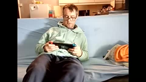 Snapshot of dazzill chatting on 15, 12, 2024 Dazzill online show from 15, 12, 2024