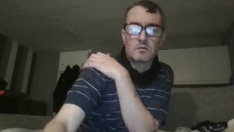 Snapshot of dazzill chatting on 11, 11, 2025 Dazzill online show from 11, 11, 2025