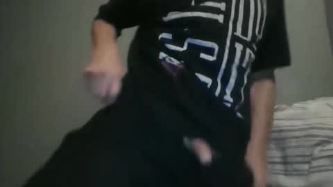 Snapshot of dazzill chatting on 13, 11, 2025 Dazzill online show from 13, 11, 2025