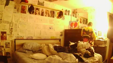 dbeamon92 online show from 3, 2, 2026