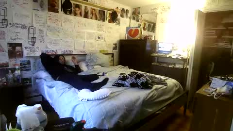 dbeamon92 online show from 19, 2, 2026