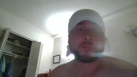 Snapshot of dc_cubano chatting on 25, 6, 2026 Uptkooling online show from 25, 6, 2026
