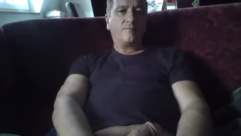 Play with me while I watch you german handsome squirtlover love small girls small tits big clit cut c2c shaved online show from 21, 5, 2026