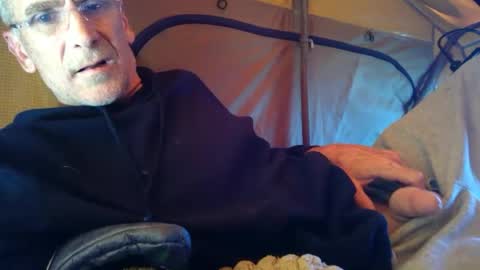 Snapshot of deanofflove2210 chatting on 23, 6, 2026 deanofflove2210 online show from 23, 6, 2026