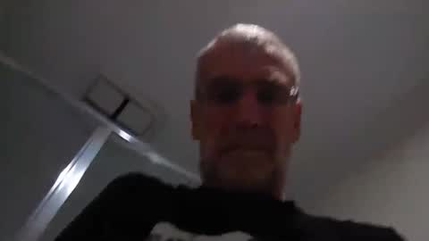 Snapshot of deanofflove2210 chatting on 15, 7, 2026 deanofflove2210 online show from 15, 7, 2026