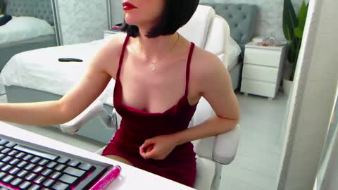 Elly online show from 26, 4, 2026