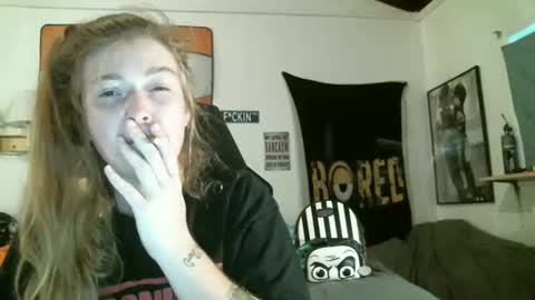 Snapshot of debbieafterhours69 chatting on 22, 10, 2025 DEBBIE online show from 22, 10, 2025