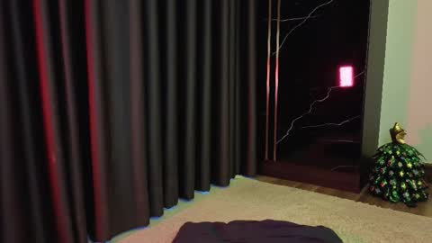 deedeedoll online show from 22, 12, 2025