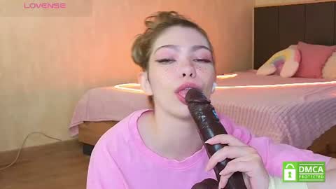Snapshot of deepcums_ chatting on 10, 7, 2026 Sophie online show from 10, 7, 2026