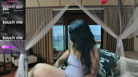 Deeply  Asian style...  Nice to meet you   thumb up me please help us. online show from 4, 5, 2026
