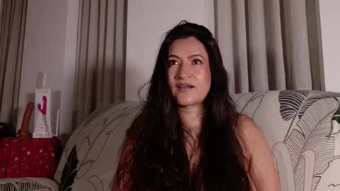 Snapshot of deesseluxure_ chatting on 21, 2, 2026 Andre online show from 21, 2, 2026