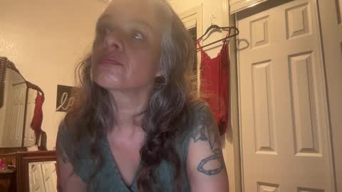 Tori online show from 6, 10, 2025