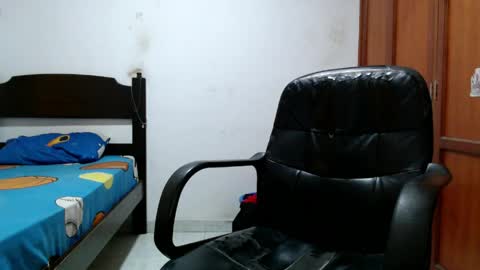 Snapshot of dei_v_48 chatting on 3, 4, 2026 DEIVY online show from 3, 4, 2026