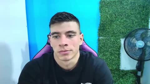 Snapshot of deiby_baby chatting on 28, 1, 2025 DEIBY online show from 28, 1, 2025