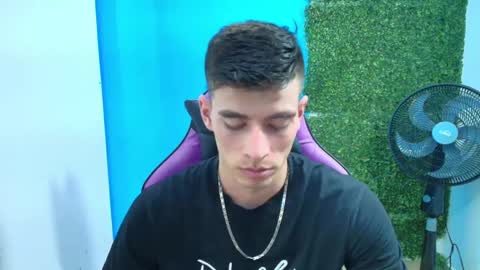 Snapshot of deiby_baby chatting on 1, 2, 2025 DEIBY online show from 1, 2, 2025