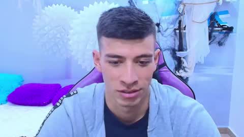 Snapshot of deiby_baby chatting on 30, 10, 2025 DEIBY online show from 30, 10, 2025