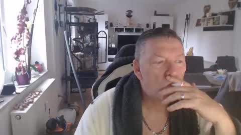 deinprinz2312 online show from 17, 11, 2025