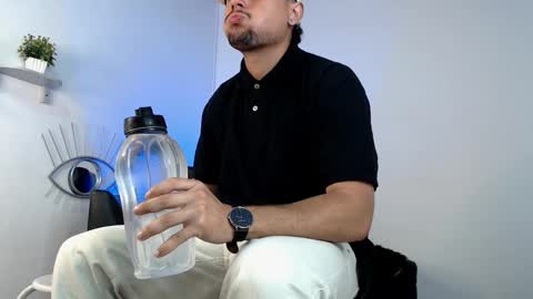 Snapshot of deivy_gram chatting on 4, 10, 2025 DEIVY online show from 4, 10, 2025