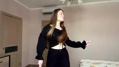 Snapshot of dejameneal chatting on 24, 2, 2026 Mila online show from 24, 2, 2026