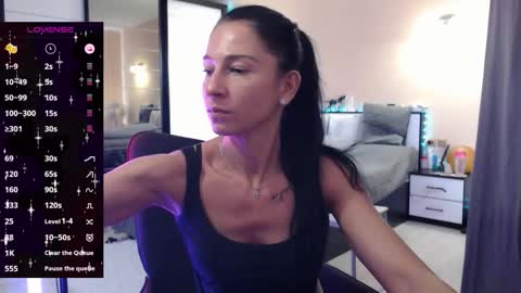 Snapshot of delicatekisss chatting on 11, 9, 2025 Nicole online show from 11, 9, 2025