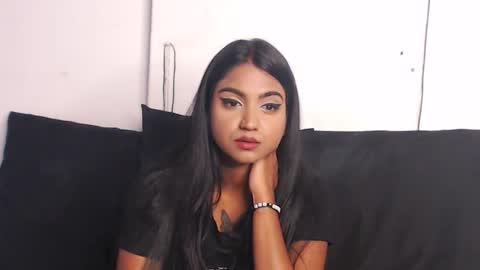 Delilah Blaze online show from 19, 2, 2025