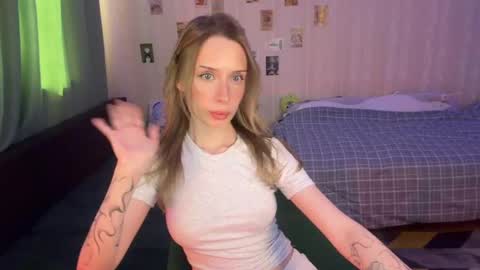 Snapshot of dellacampbell chatting on 20, 5, 2026 Della online show from 20, 5, 2026