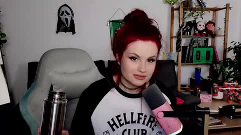 dellacrush_ online show from 17, 11, 2025