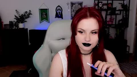 dellacrush_ online show from 25, 2, 2026