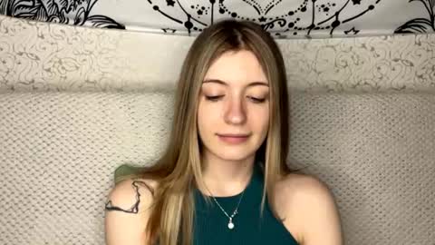Snapshot of dellisifuentes chatting on 13, 6, 2026 Sia online show from 13, 6, 2026