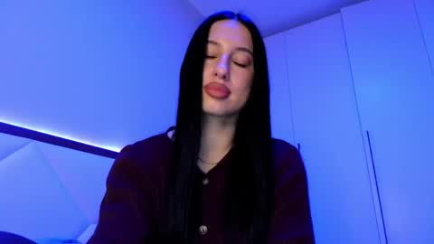 Snapshot of delly_love chatting on 28, 4, 2026 delly_love online show from 28, 4, 2026