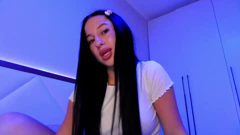 Snapshot of delly_love chatting on 20, 5, 2026 delly_love online show from 20, 5, 2026