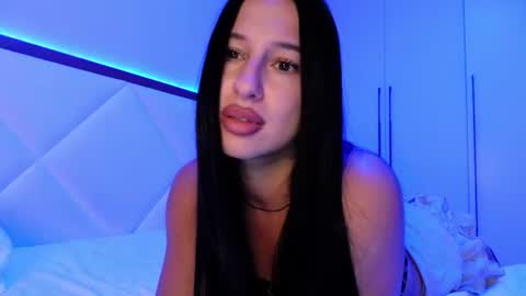 Snapshot of delly_love chatting on 24, 7, 2026 delly_love online show from 24, 7, 2026